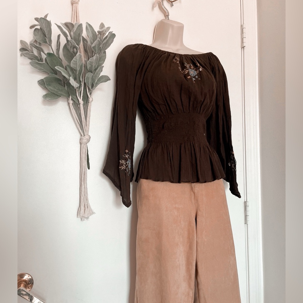 L’Pogee Gauze Embroidered Bell Sleeve Blouse